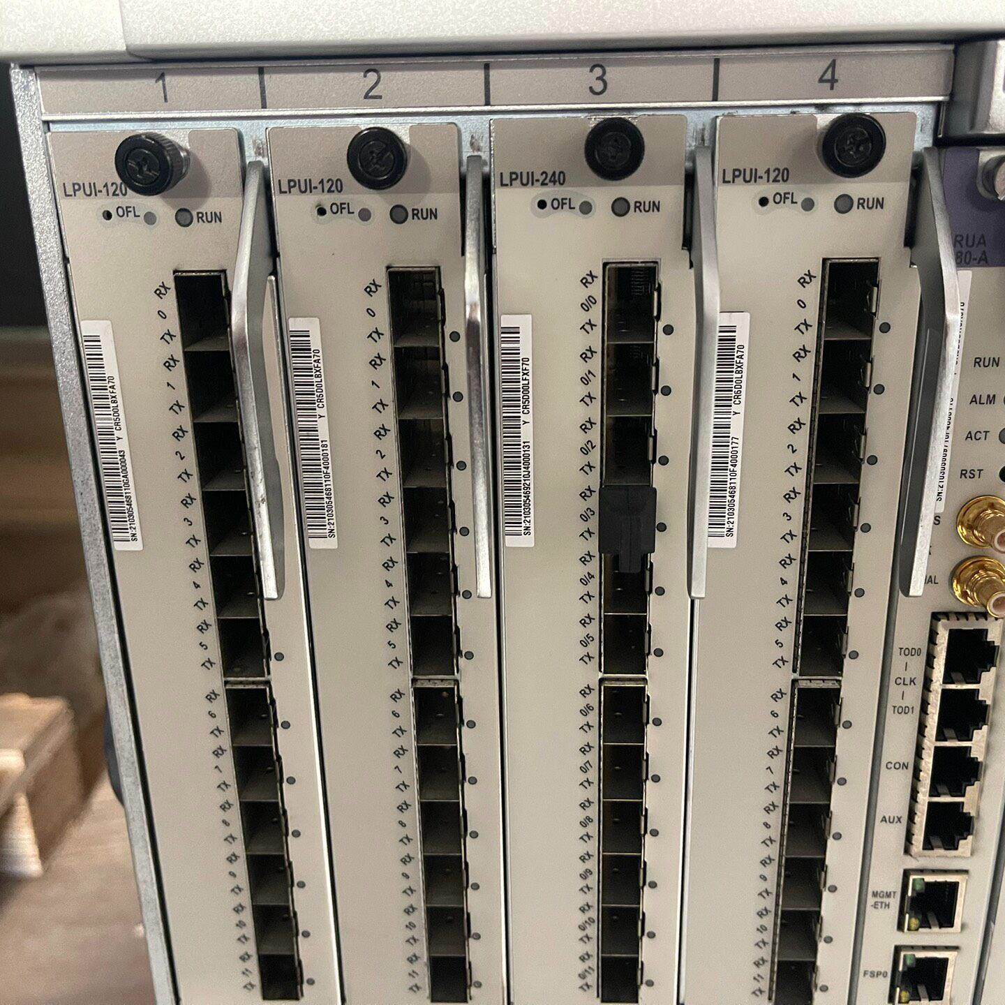 LPUI-120 LPUI-240 万兆板卡