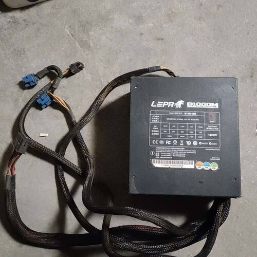 利豹LEPA B1000-MB电源 额定1000W 80PL