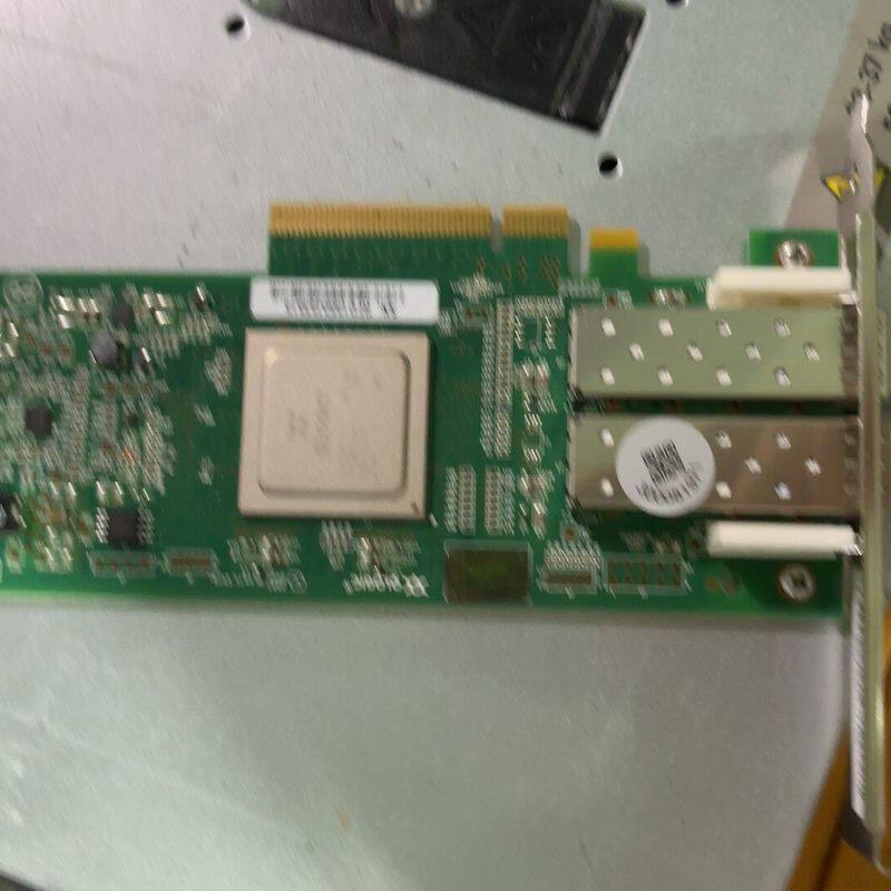 QLOGIC QLE2562 2560 8G FC双 - 实物图