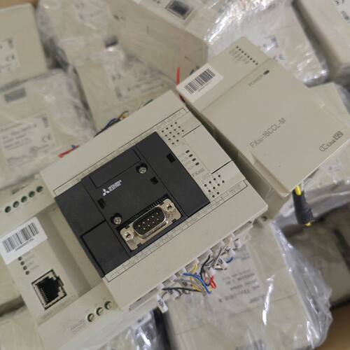 PLC模块出售 型号FX3GE-24MT/DS和FX3U