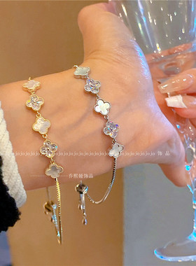 网红ins风天然贝壳花朵手链新款女生甜美设计感手绳四叶草手饰