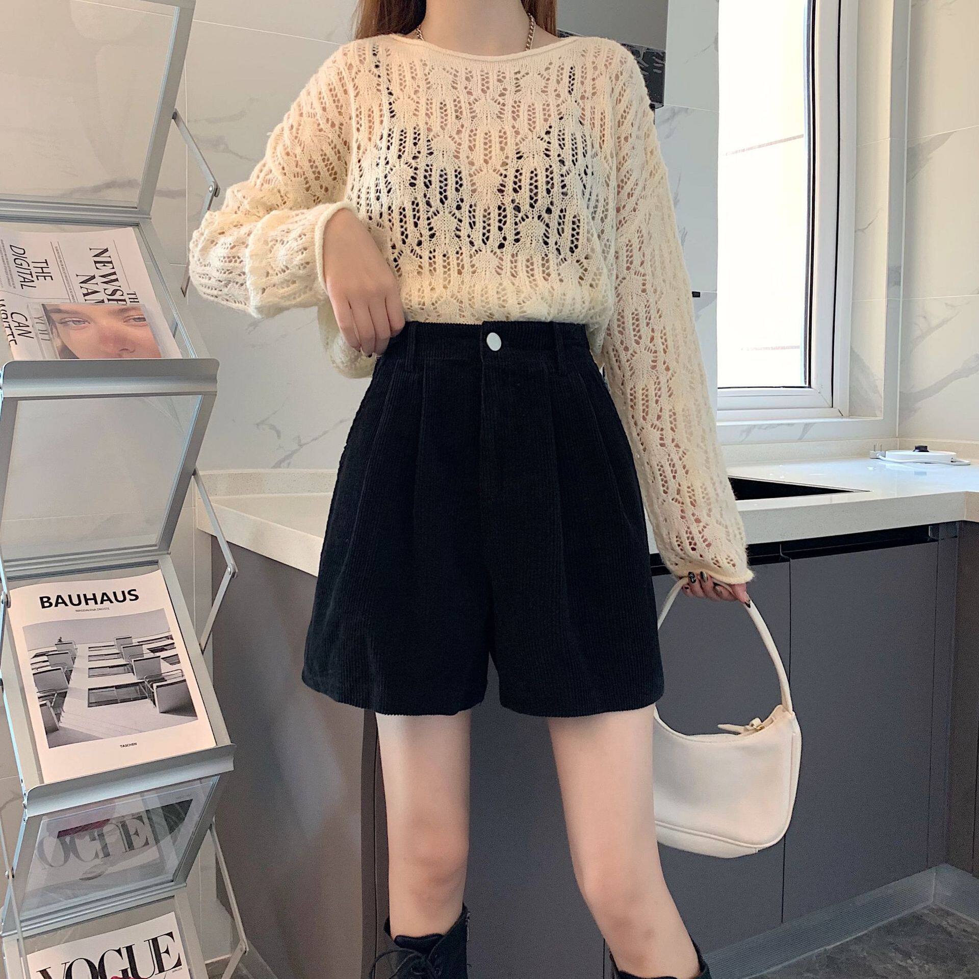 新款灯芯绒a字短裤女2023年秋冬宽松显瘦阔腿裤配靴子外穿休闲裤