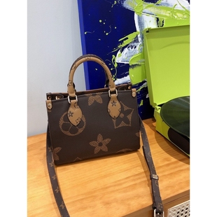 优草坊正品老花女包包女2026新款大容量高级感托特包通勤包百搭包