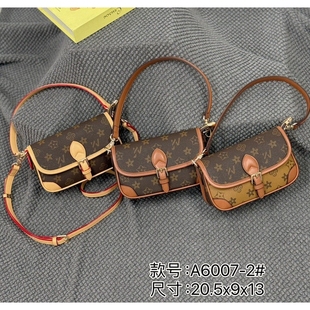 优草坊正品老花女包新款潮时尚百搭法棍包网红邮差包腋下包高级感