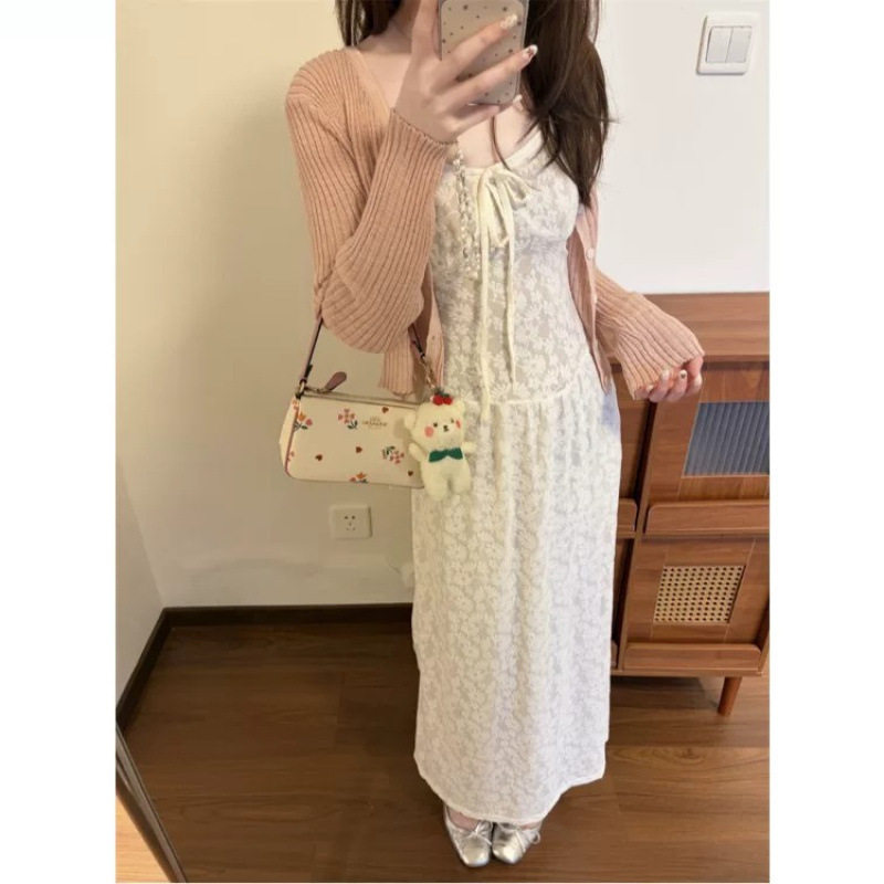 白色法式茶歇V领碎花吊带
