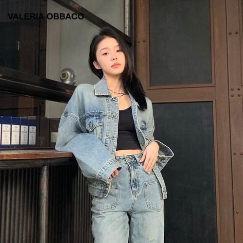 VO雕塑刺绣短外套男女同款
