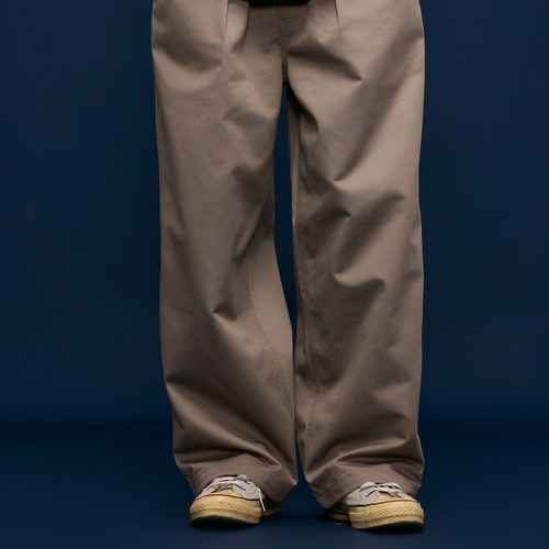 BananaClub“Chino Pants”日产65/35混纺斜纹休闲复古长裤