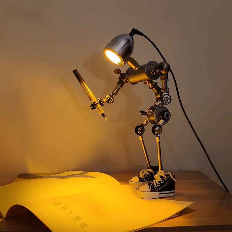 恒愎电竞电脑桌面装饰摆件氛围灯科技感机器人台灯男生工业风风人