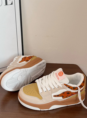 港风厚底原创豹纹板鞋女ins2025冬季新款美式复古百搭休闲小白鞋