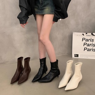 法式气质尖头小猫跟棕色低跟瘦瘦靴春秋韩系小踝靴矮跟短靴女单靴