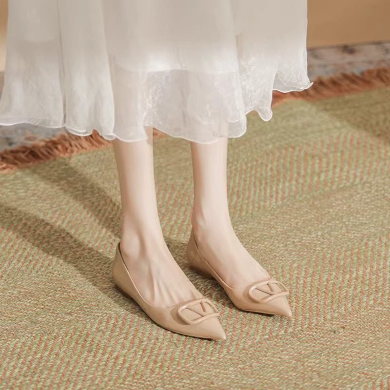 少女风名媛平底鞋2025年新款裸色漆皮V扣尖头单鞋女浅口气质宴会,女鞋,浅口单鞋,淘宝优惠券,粉丝福利购,淘宝优惠卷