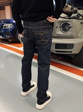 25小香风新款男士牛仔裤百搭潮流简约直筒裤防褪色牛仔长裤