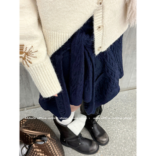 44AaSi早春 穿搭密码 假两件绞花毛织半身裙不规则设计感秋冬短裙