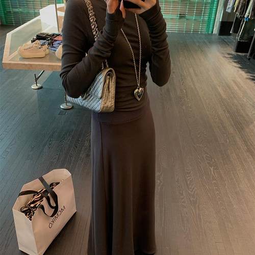 44AaSi 行走的纸片人 chao高包容 自制修身显瘦针织长袖连衣裙