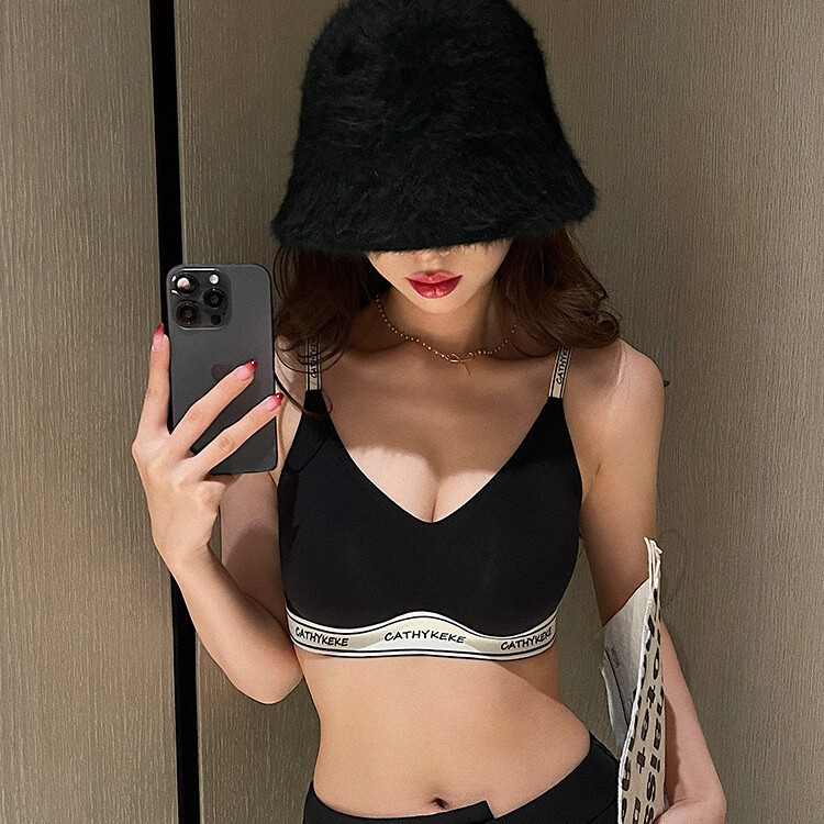 内衣女提拉聚拢无钢圈果冻条反重力上托防下垂收副乳无痕文胸套装