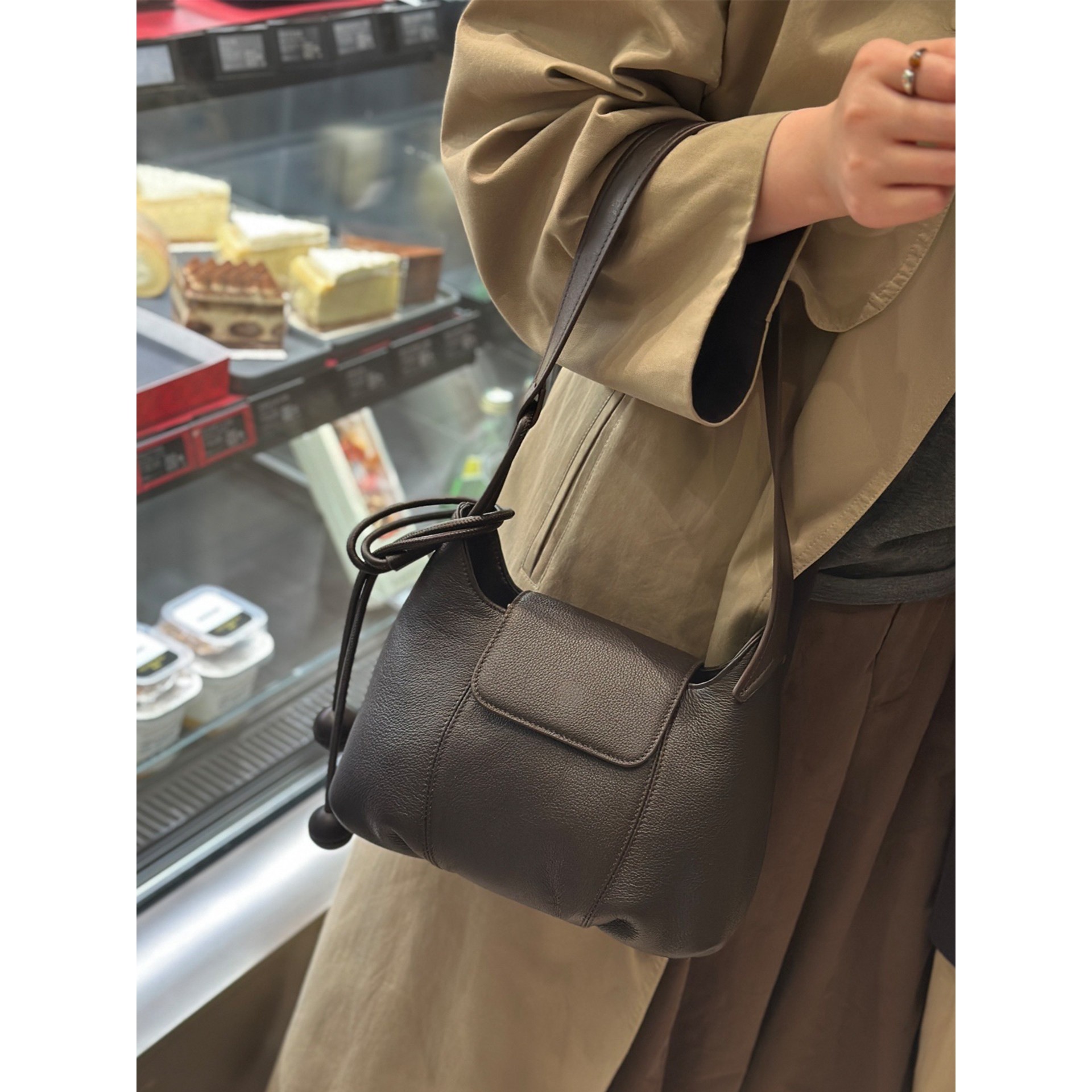 达人推荐水桶包包女2025新款小众真皮南瓜包高级感单肩腋下包软皮,箱包皮具/热销女包/男包,水桶包,淘宝优惠券,粉丝福利购,淘宝优惠卷