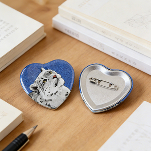 雪豹猞猁荒漠猫爱心双闪吧唧徽章西宁野生动物园生态文创