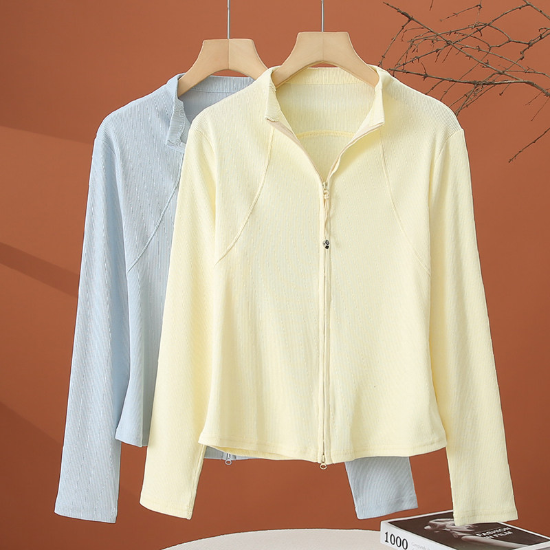 春季长袖拉链开衫t恤女2026年新款洋气时尚小衫减龄修身短款上衣