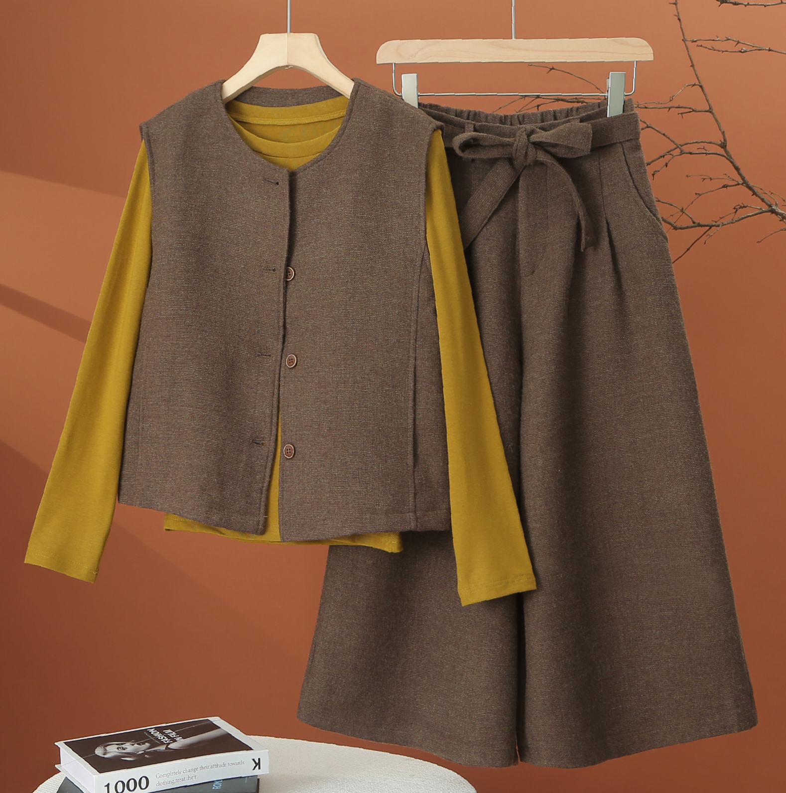 时尚阔腿裤毛呢套装女秋季2025新款小个子洋气减龄马甲上衣三件套