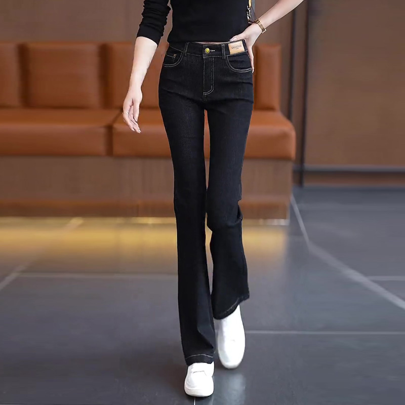 秋季高腰微喇牛仔裤女2025年新款黑色裤子秋款显瘦休闲女士喇叭裤