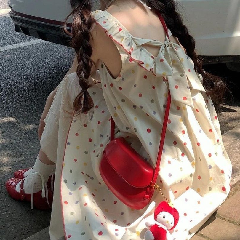 红色精致迷你小包包女2026时尚新款夏天高级质感小众斜挎马鞍包包