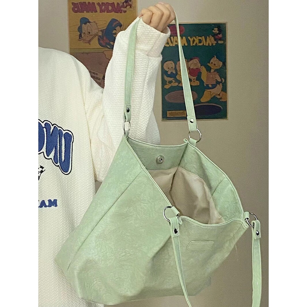 夏天通勤软皮托特包女2026新款简约大容量购物袋大学生上课单肩包