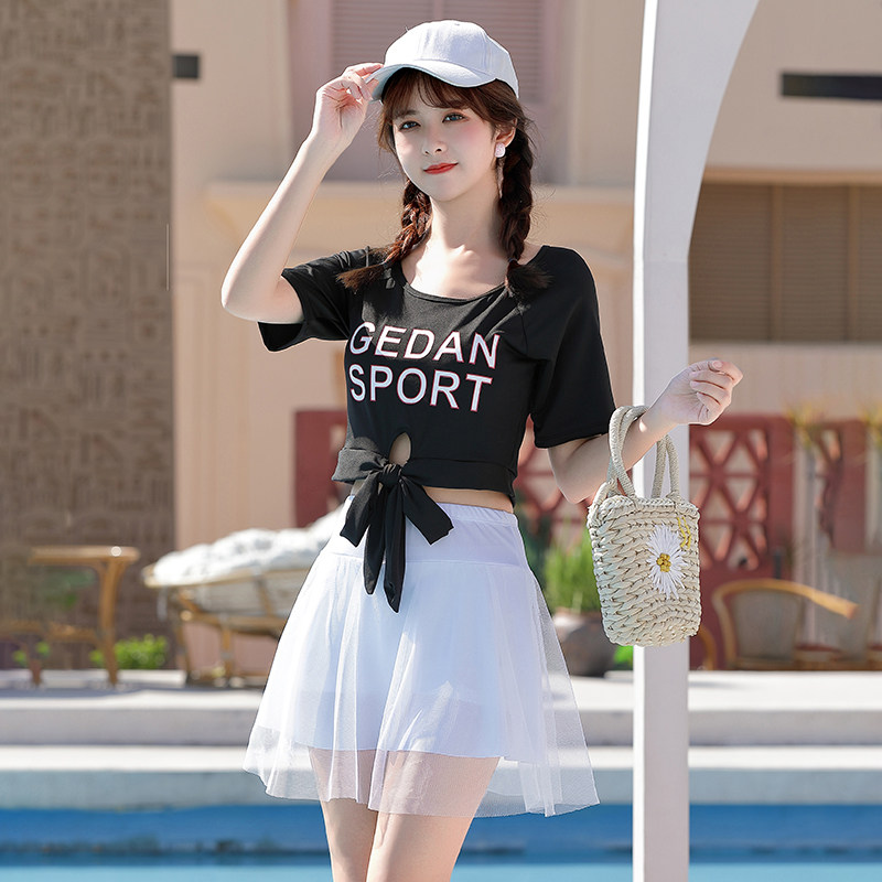 泡温泉泳衣女夏分体性感裙式网红比基尼韩国ins风2026新款游泳装
