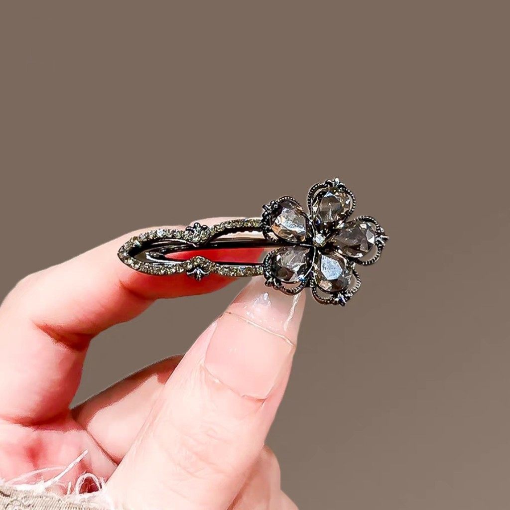 四叶草发夹女新款气质侧边夹鸭嘴夹碎发夹子发卡高级感水钻刘海夹,饰品/流行首饰/时尚饰品新,民族风发饰,淘宝优惠券,粉丝福利购,淘宝优惠卷