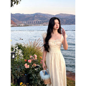 2024新款蕾丝裱花精致甜美法式小飞袖连衣裙女纯欲风桔梗吊带长裙