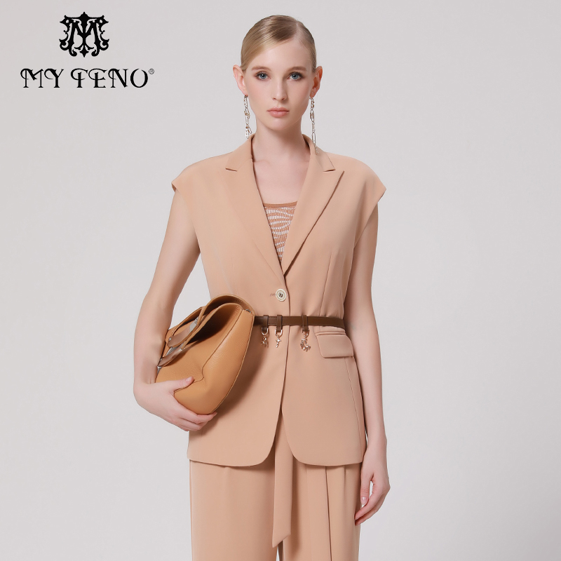 马天奴翻领收腰西装马甲