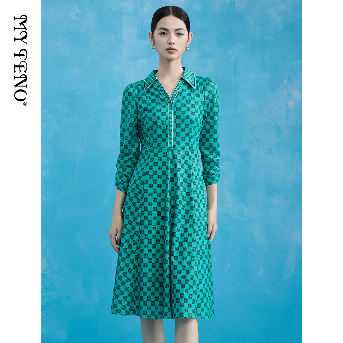 马天奴绿色翻领格子连衣裙