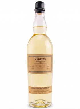 Veritas 汉普顿与四方块蒸馏厂合作糖蜜壶式蒸馏白朗姆47度