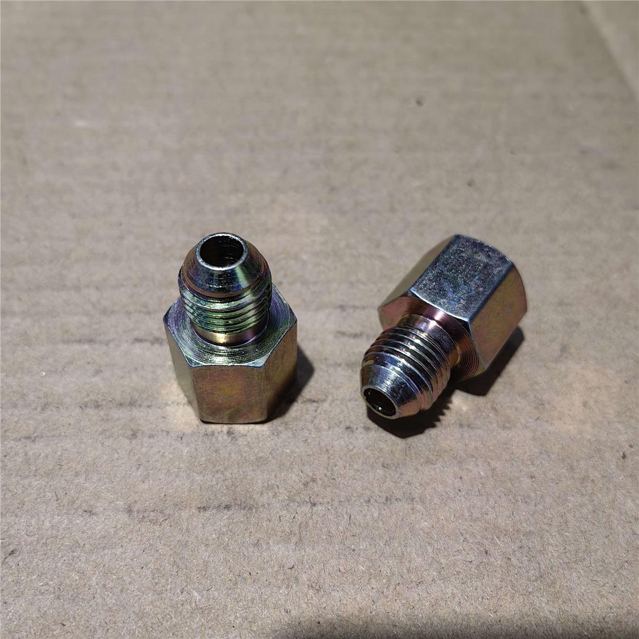 外丝M14*1.5D型—转内丝M14*1.5管油管转接头铁材料镀锌1414