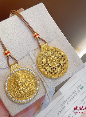 黄财神平安扣女时尚轻奢高级感