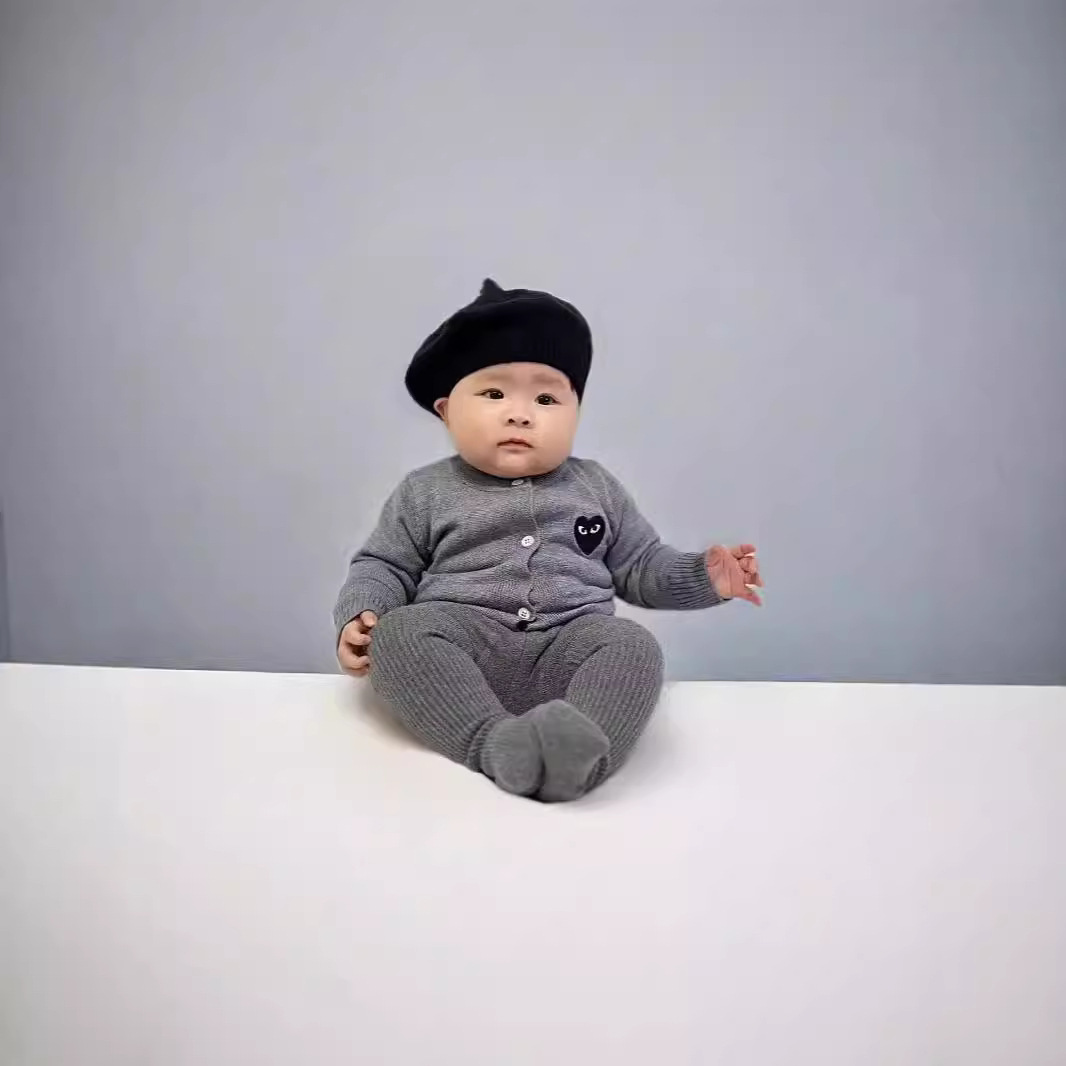 直播供货 2024新款童装毛衣 春季婴童圆领纯色外套女童棉针织开衫