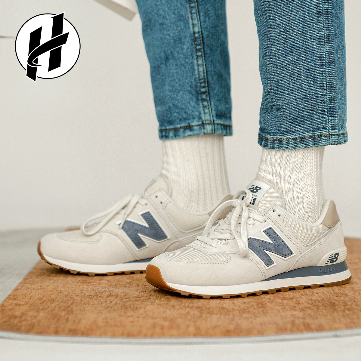 NEWBALANCE复古运动慢跑鞋