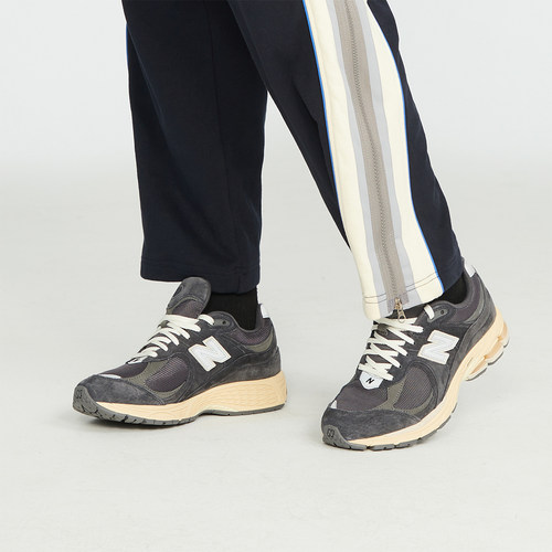NEW BALANCE百搭男NB2002系列跑步鞋复古经典女低帮通勤运动鞋
