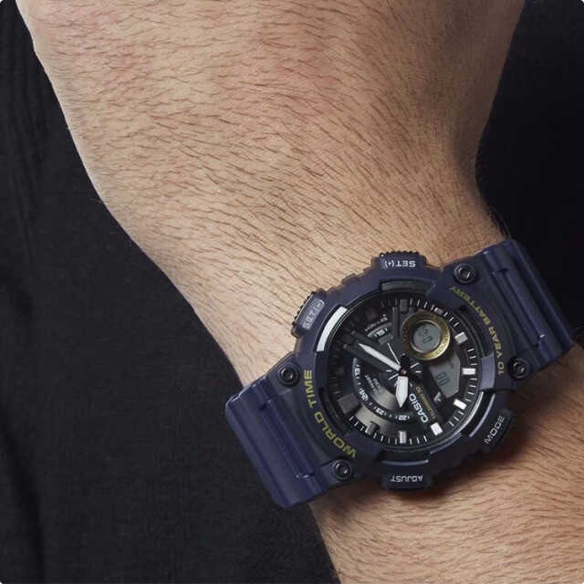 卡西欧运动多功能双显学生手表