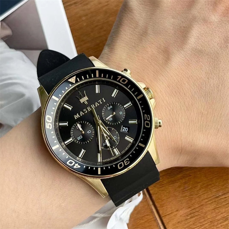 玛莎拉蒂maserati手表男三叉戟高级感时尚黑金三眼防水日历石英表