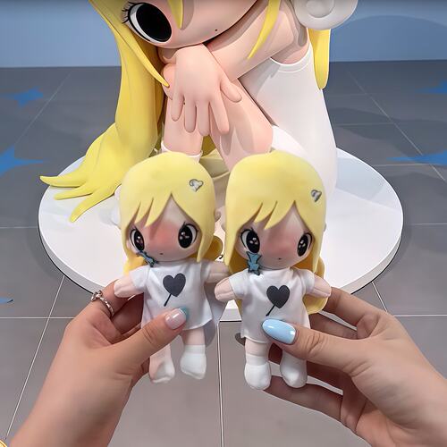 送女朋友野有上秋毛绒玩偶可爱卡