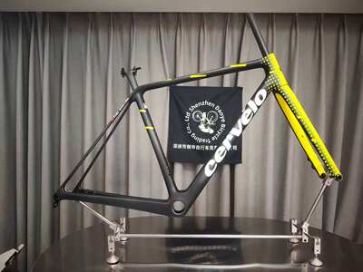 特价加拿大Cervelo R5 碟刹碳纤维全内走轻量爬坡一体把公路车架