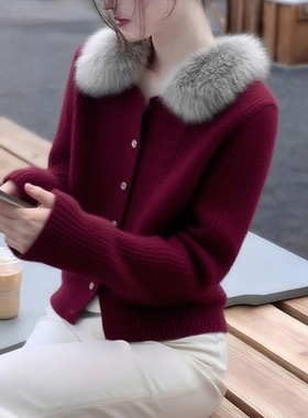 韩系毛毛领短款毛衣开衫秋冬新年新款单排扣酒红色针织衫高级感女