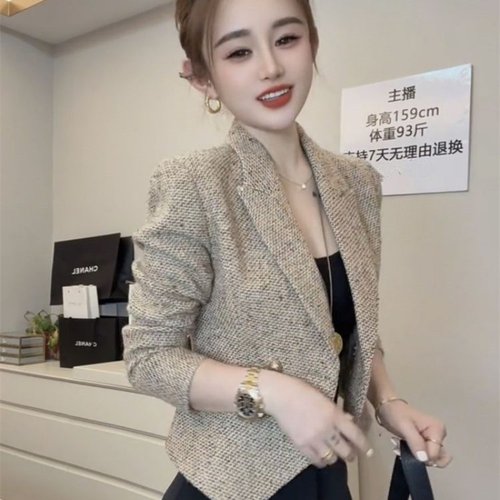 2025秋季网红新款职业西装外套女高级感气质通勤显瘦西服潮