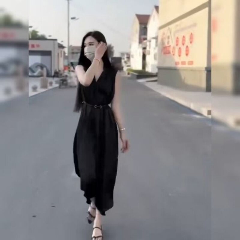 韩系法式休闲时尚2026春夏款淑女百搭纯色无袖高腰修身显瘦连衣裙