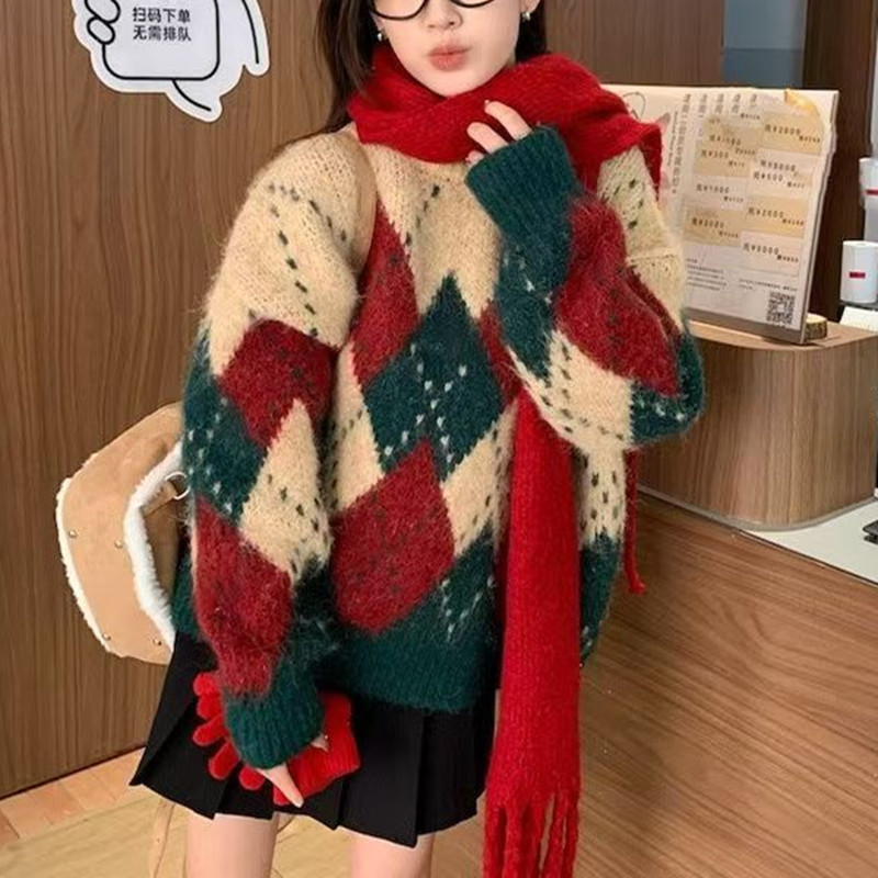 撞色菱格圣诞毛衣女冬季新款慵懒宽松设计感软糯长袖针织衫潮