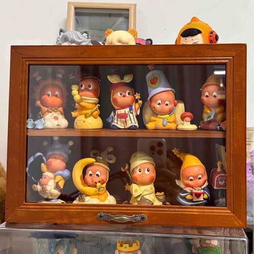 星星人盲盒实木展示架