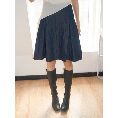 SUPERSCAPE素舶 凉感舒适立体对褶廓形牛仔色半身裙