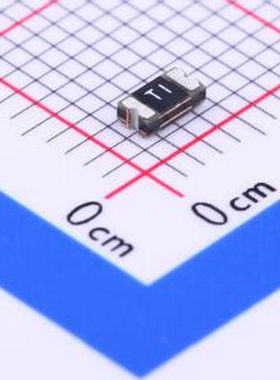 PPNM010 自恢复保险丝 30V 100mA 1206自恢复 1206 自恢复保险丝