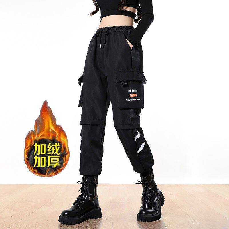 黑色加绒工装裤女2023春秋冬新款网红爆款显瘦高腰束脚休闲运动裤