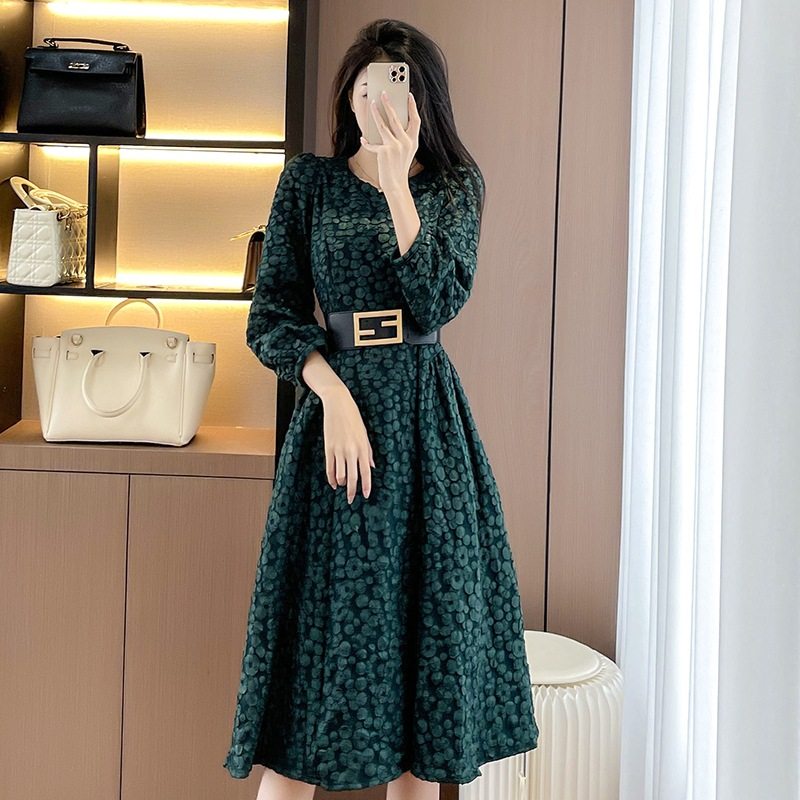 春季新款连衣裙小个子显瘦长袖网红裙系带收腰A字裙简约中长裙子